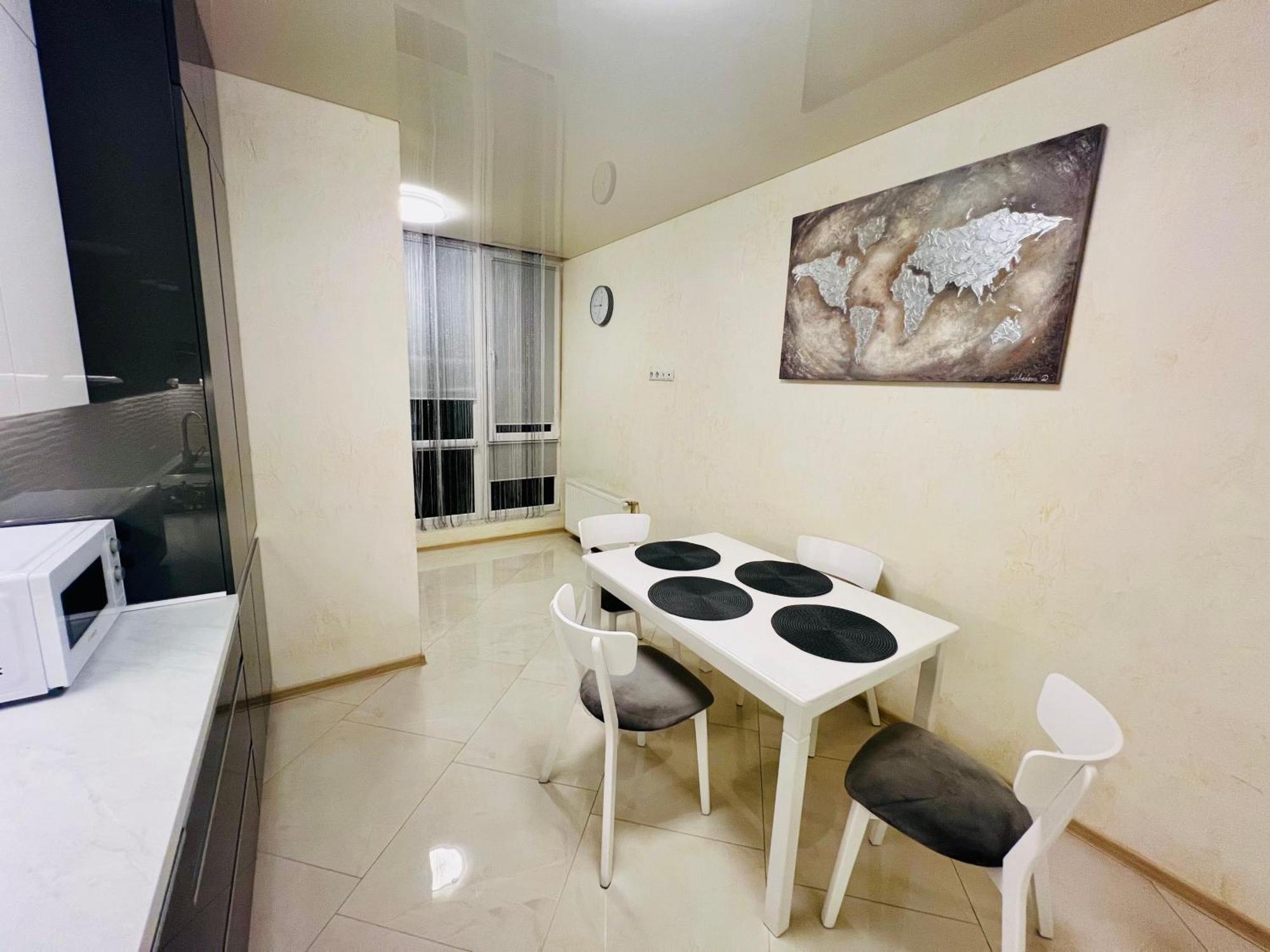 Appartement Шевченка,60 - Семицвіт à Lviv Extérieur photo