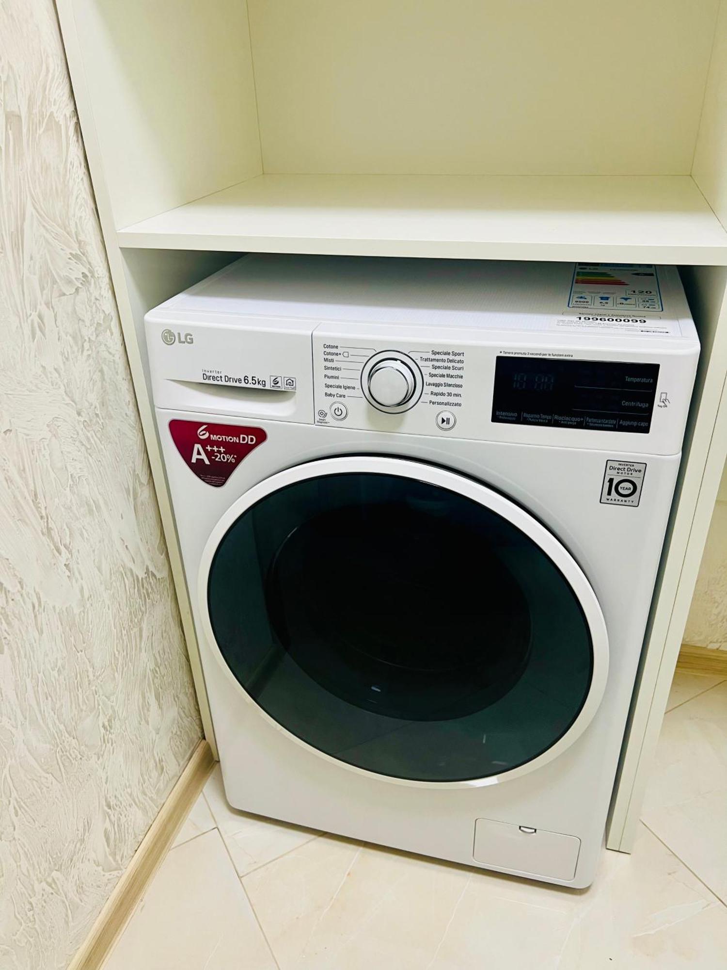 Appartement Шевченка,60 - Семицвіт à Lviv Extérieur photo