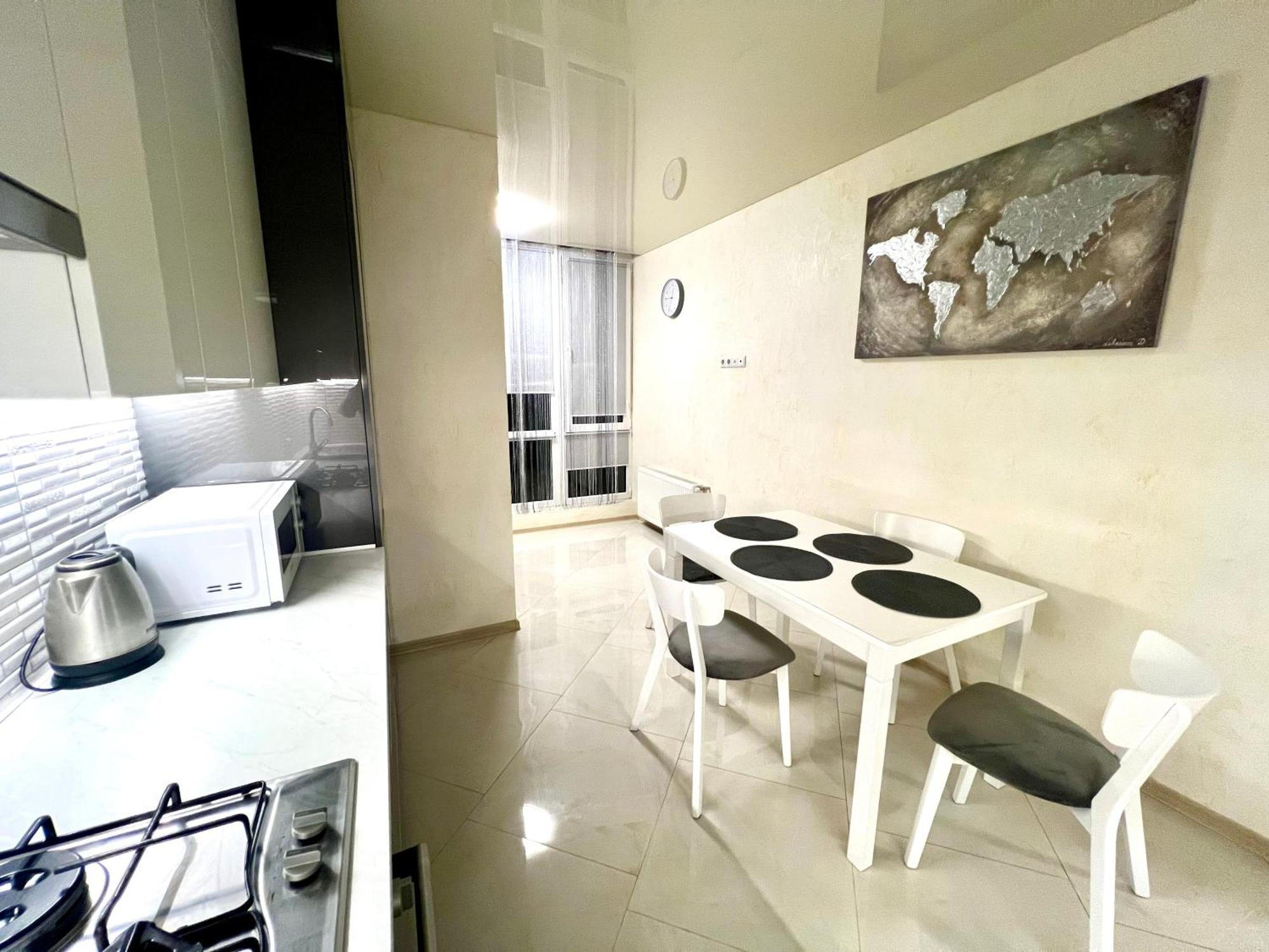 Appartement Шевченка,60 - Семицвіт à Lviv Extérieur photo