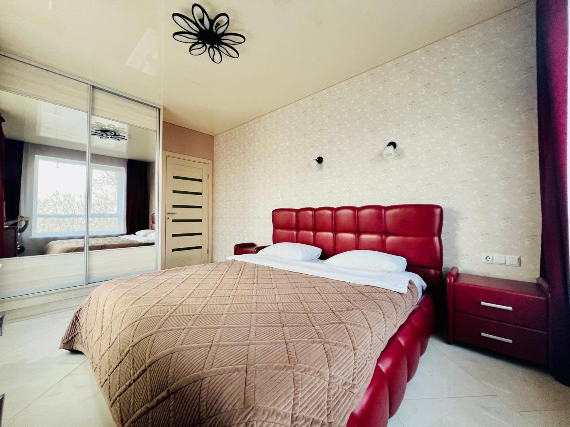 Appartement Шевченка,60 - Семицвіт à Lviv Extérieur photo